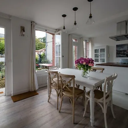 La Maison De Colette, Traditionnelle Maison D'armateur De 3 Et 3 Salles De Bains *