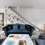 Villa La Maison De Colette, Traditionnelle Maison D'armateur De 3 Et 3 Salles De Bains Honfleur