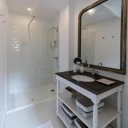 Villa La Maison De Colette, Traditionnelle Maison D'armateur De 3 Et 3 Salles De Bains