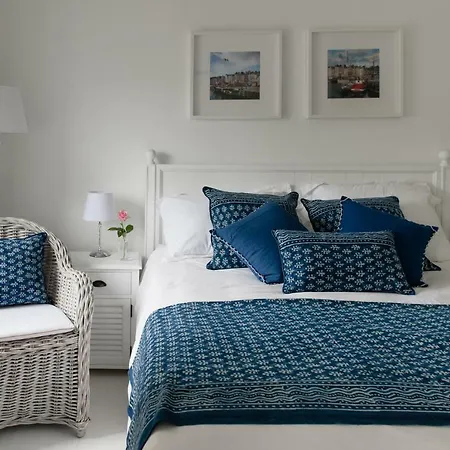 Villa La Maison De Colette, Traditionnelle Maison D'armateur De 3 Et 3 Salles De Bains Honfleur